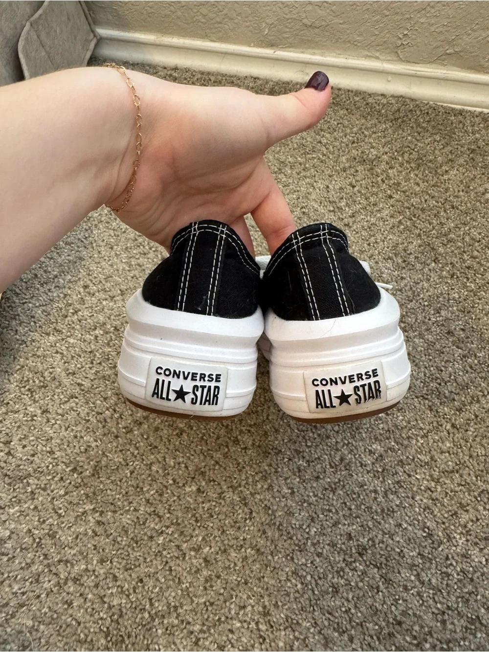 Converse low top